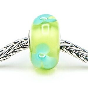 Trollbeads Turquoise Flower Bead